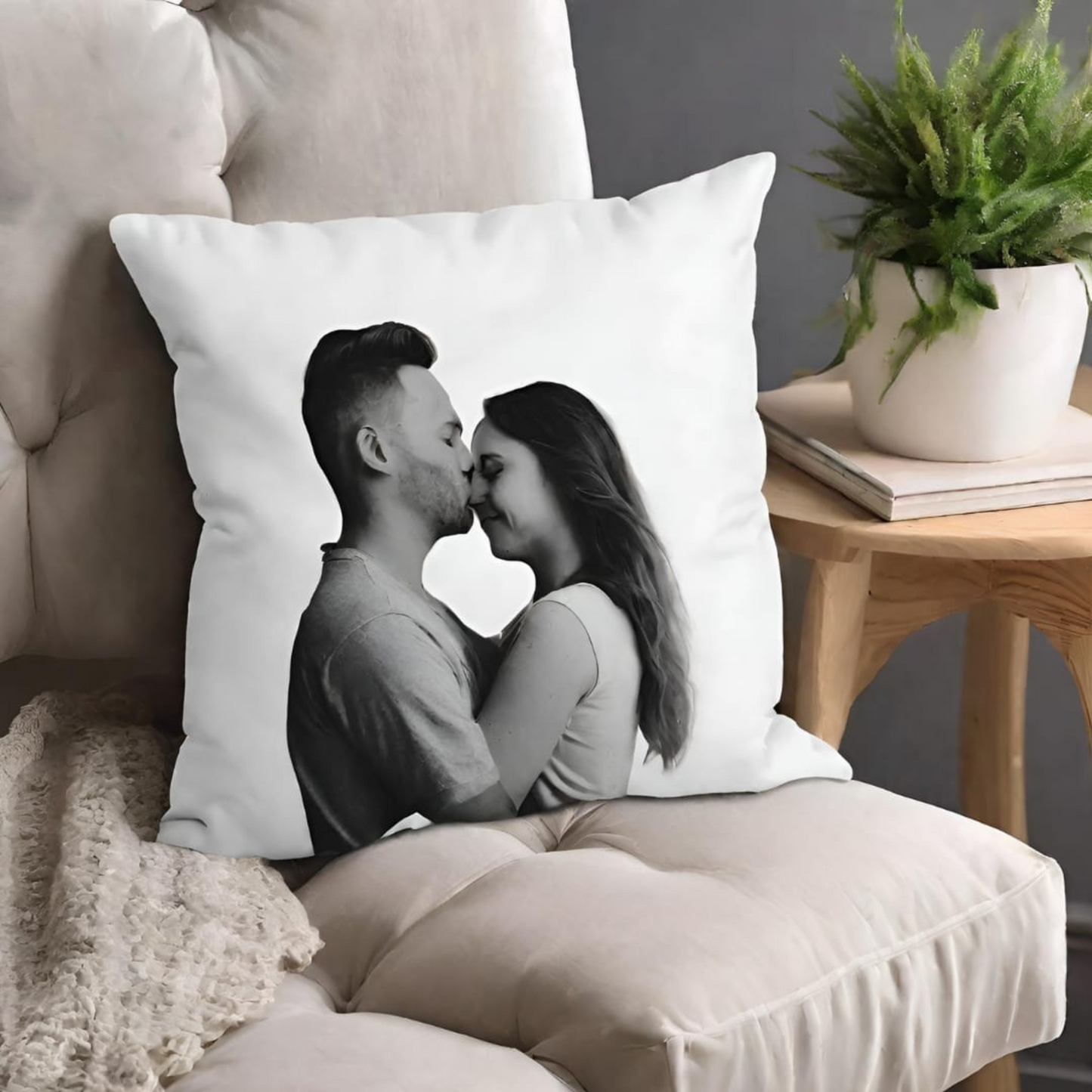 Personalized Decorative Pillow- כרית נוי עם הדפסה אישית