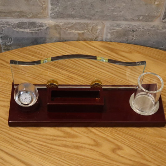 Crystal Desk Stand- סטנד קריסטל למשרד