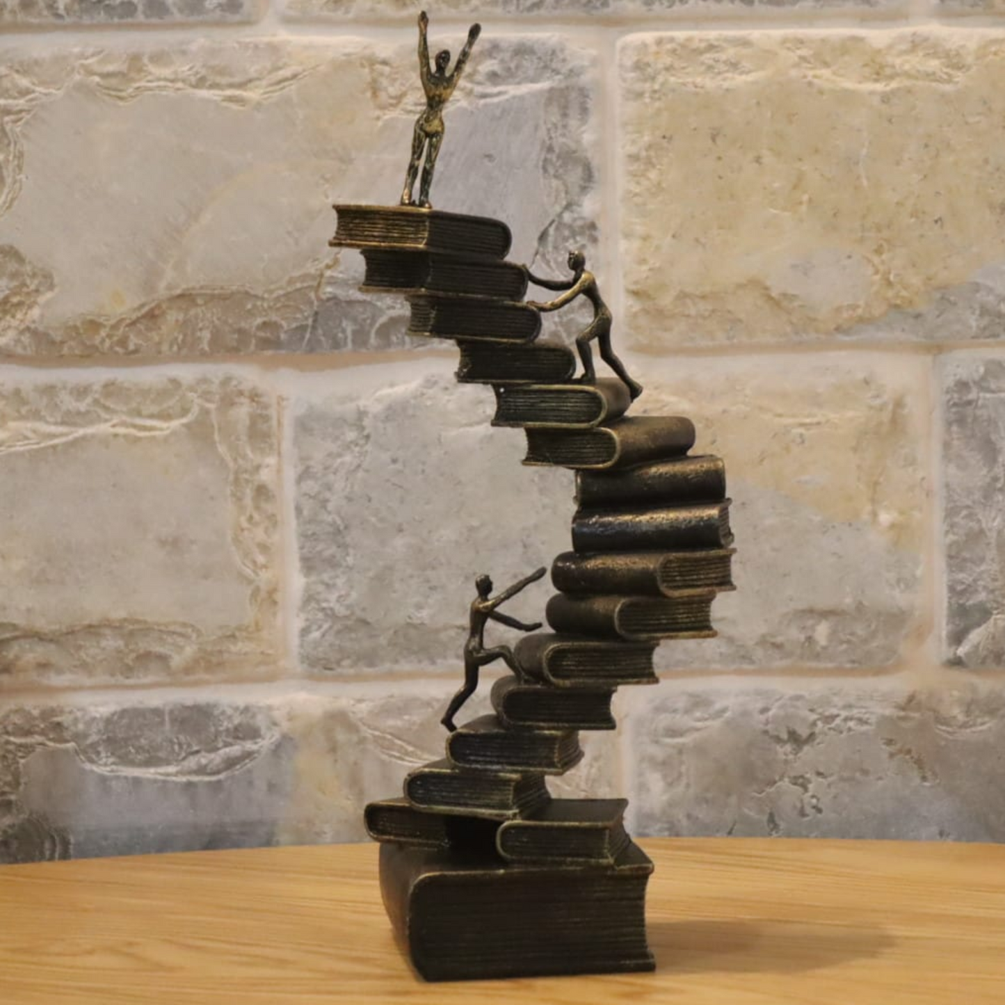Statue- פסל יגעת ומצאת- עם הקדשה אישית