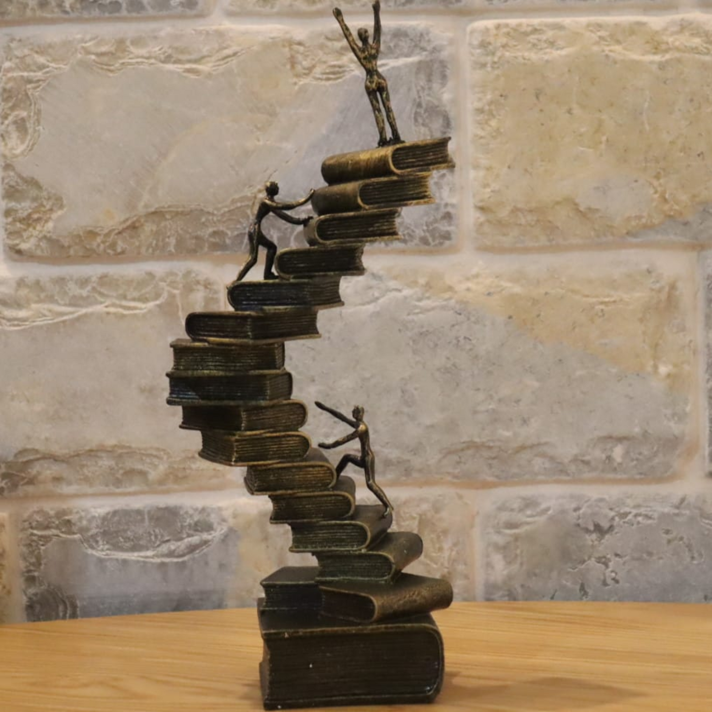 Statue- פסל יגעת ומצאת- עם הקדשה אישית