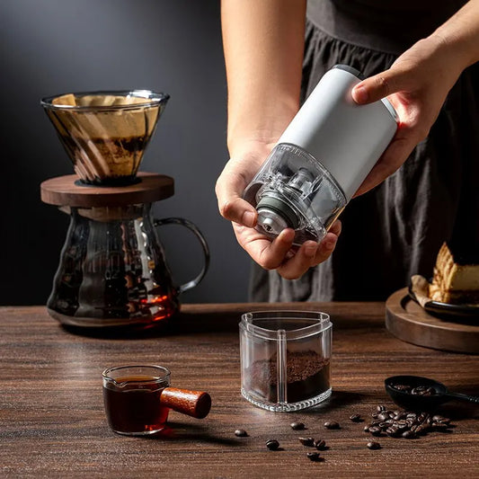 Original Portable Electric Coffee Grinder TYPE C USB Charge Ceramic Grinding Core Home Coffee Beans Pulverizer Grinder Small Portable Mini Home Kitchen Coffee Grinder Machine Mill Automatic USB Charging